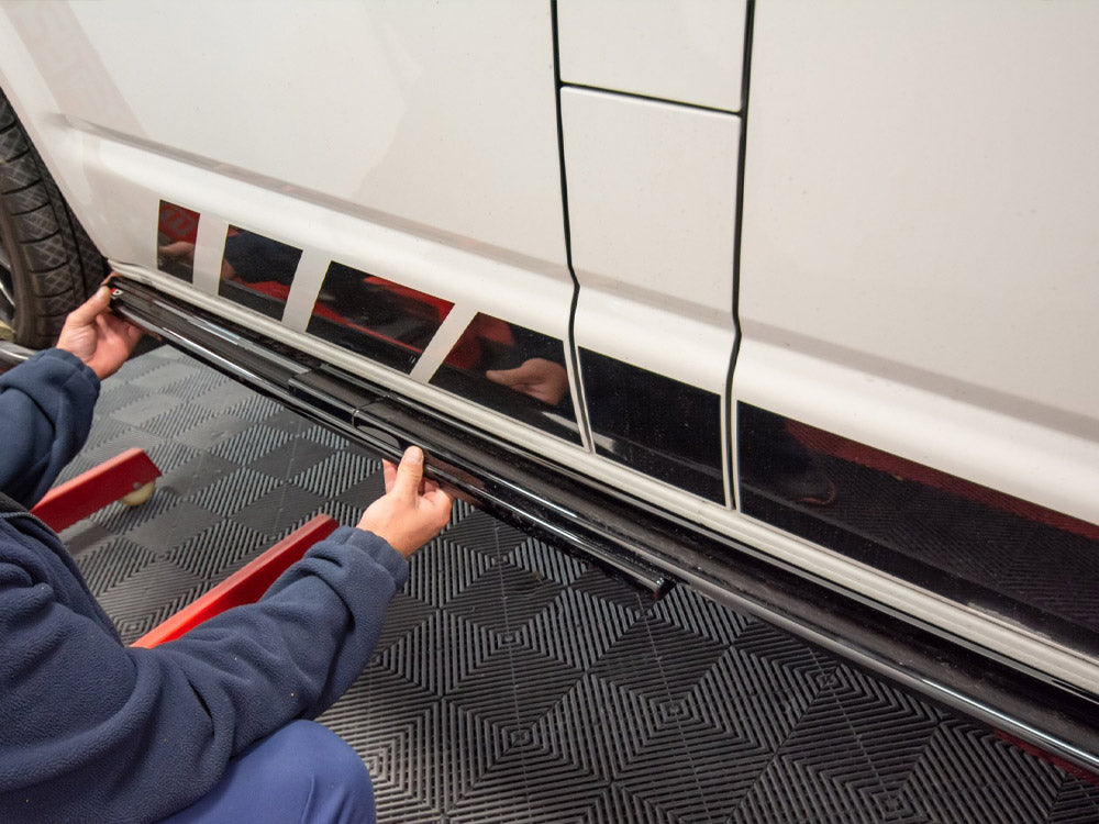 Side Skirts Diffusers compatible with VW T6 - Carbon Look