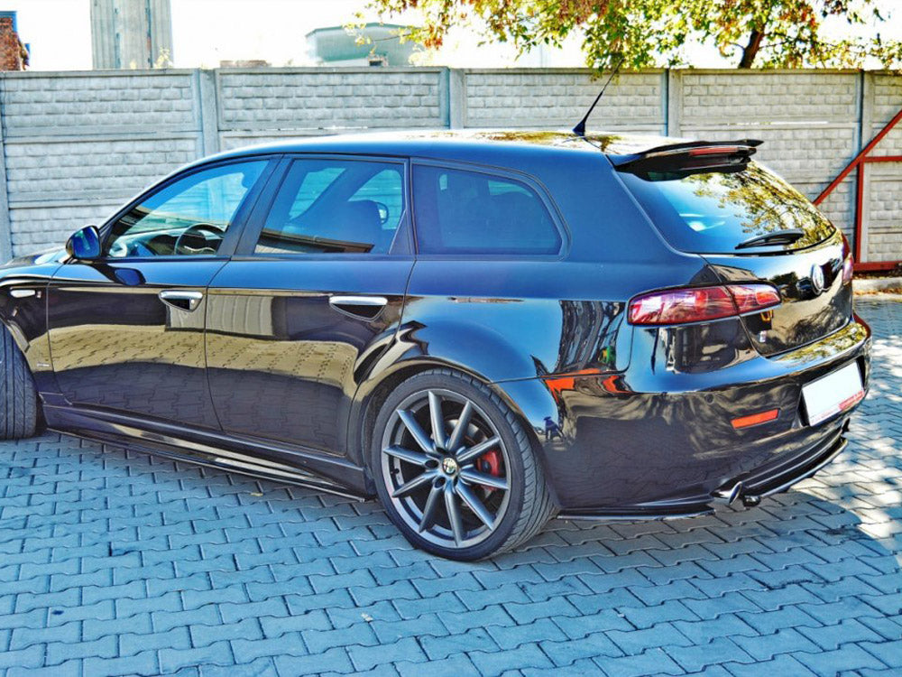 Spoiler CAP compatible with Alfa Romeo 159 Sportwagon - Gloss Black