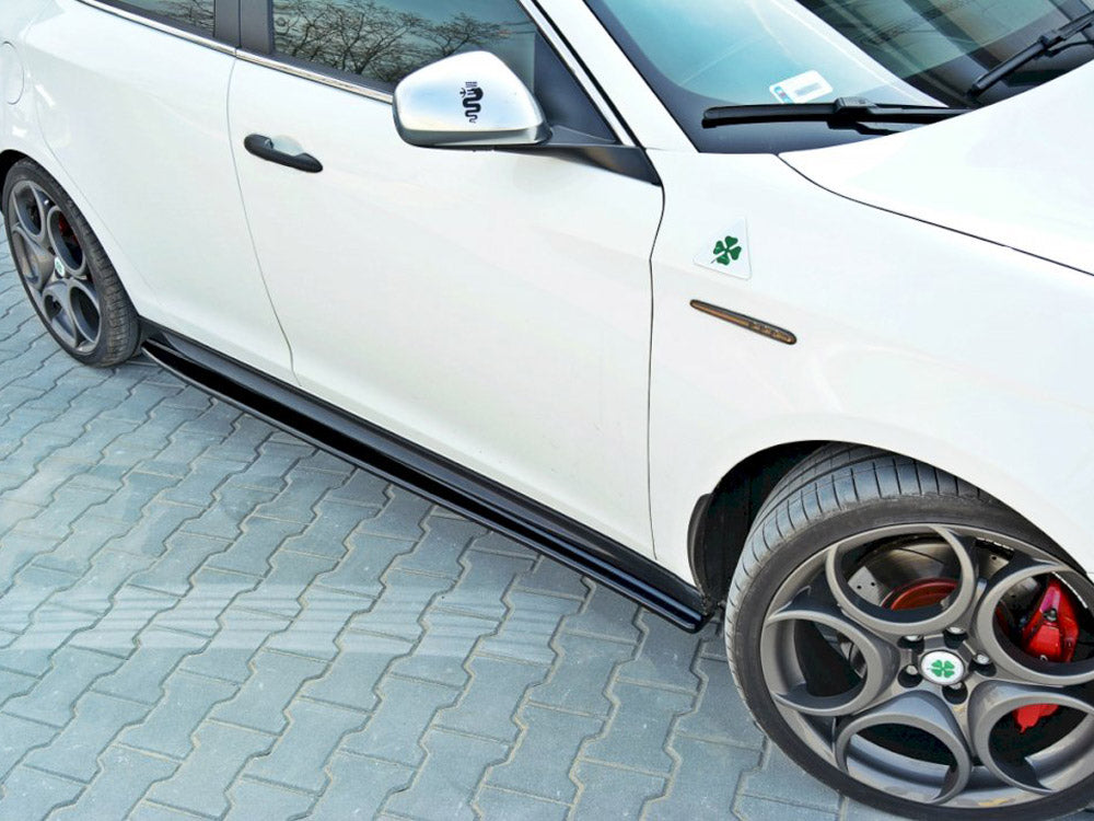 Side Skirts Diffusers Alfa Romeo Giulietta  (2010-2015)