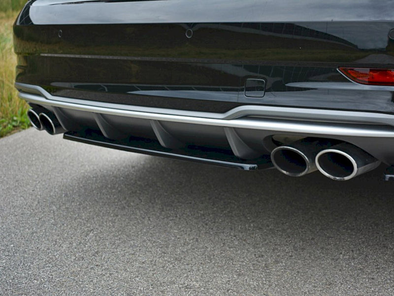 MAXTON DESIGN Central Rear Splitter Audi S3 8V FL Sedan (2017-)