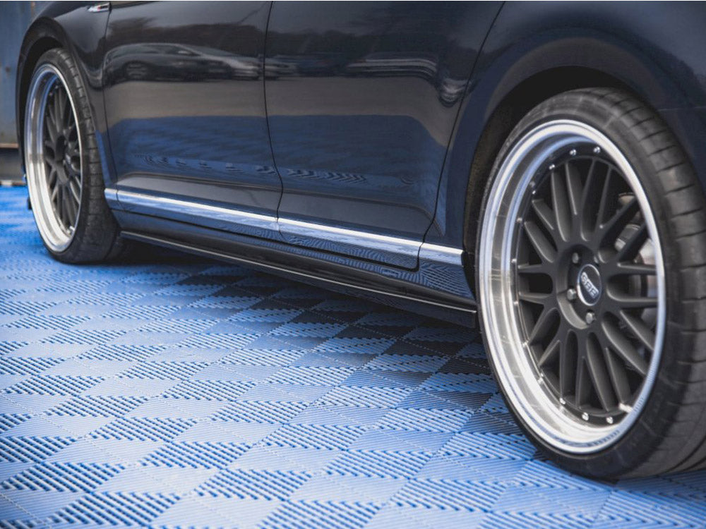 Side Skirts Diffusers compatible with VW Passat B8 (2014-2019)