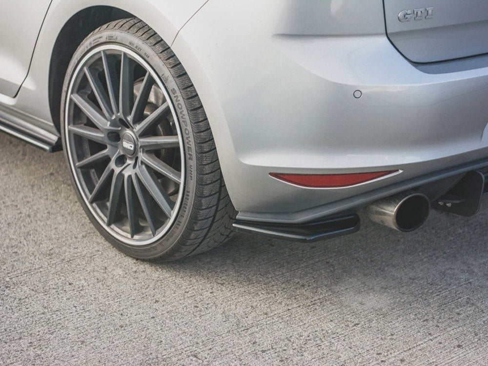 Rear Side Splitters V2 compatible with VW Golf 7 GTI (2013-2016) Carbon Look