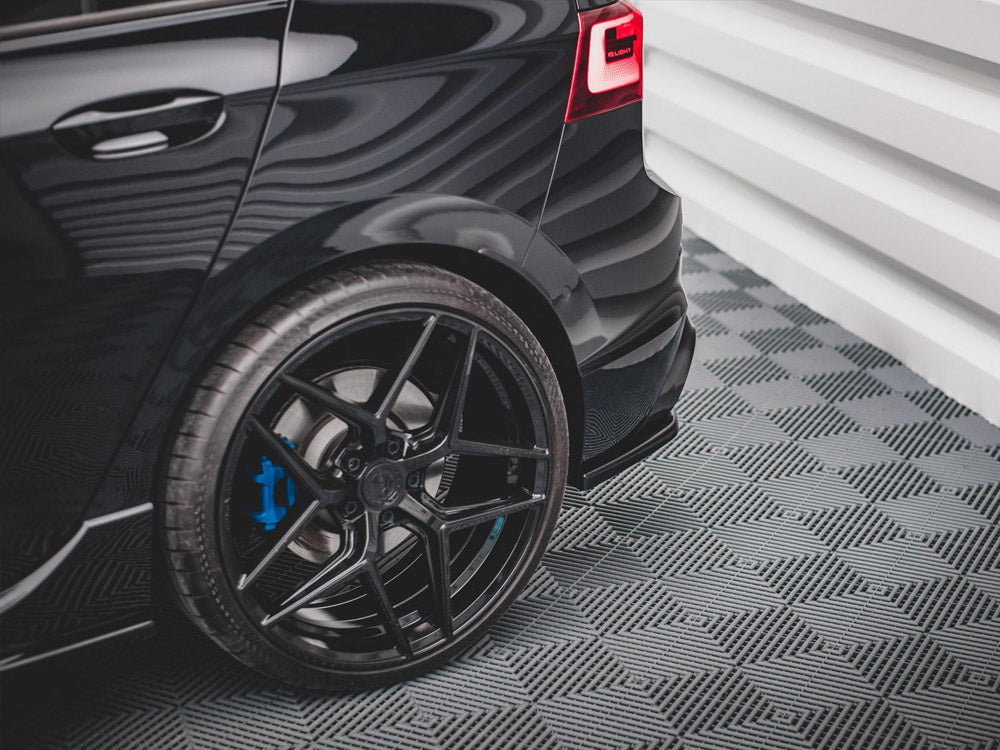 Rear Side Splitters V.1 compatible with Volkswagen Golf R Mk8