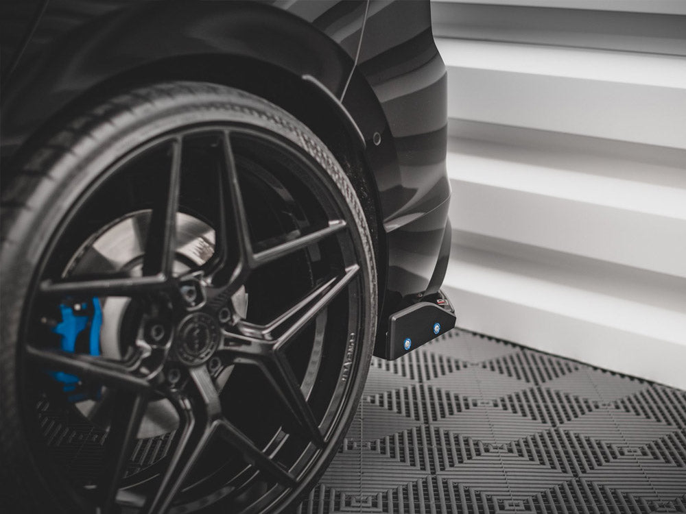 Rear Side Splitters V.2 + Flaps compatible with Volkswagen Golf R Hatchback Mk8