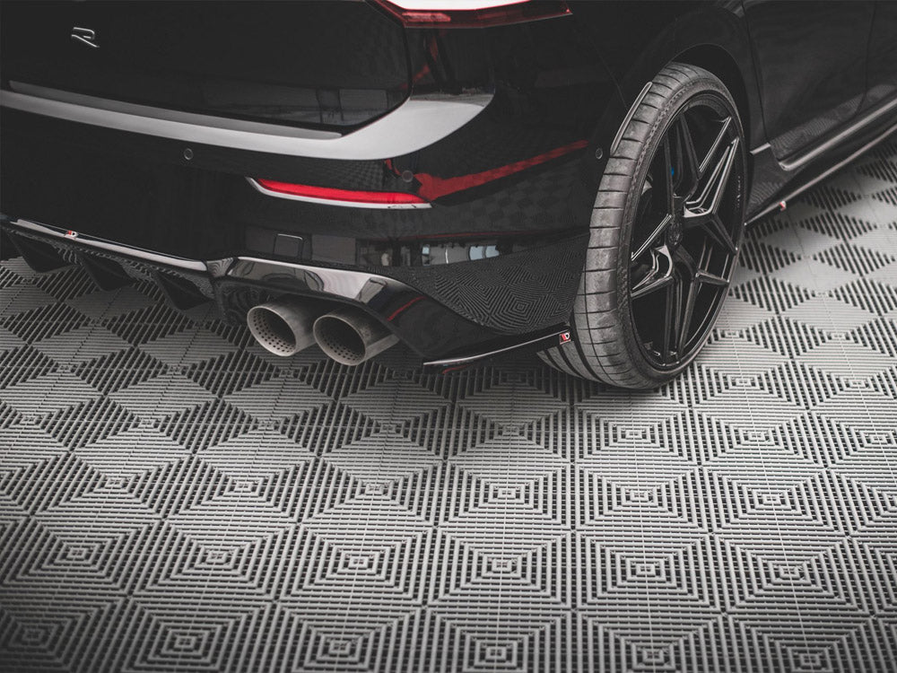 Rear Side Splitters V.3 compatible with Volkswagen Golf R Hatchback Mk8
