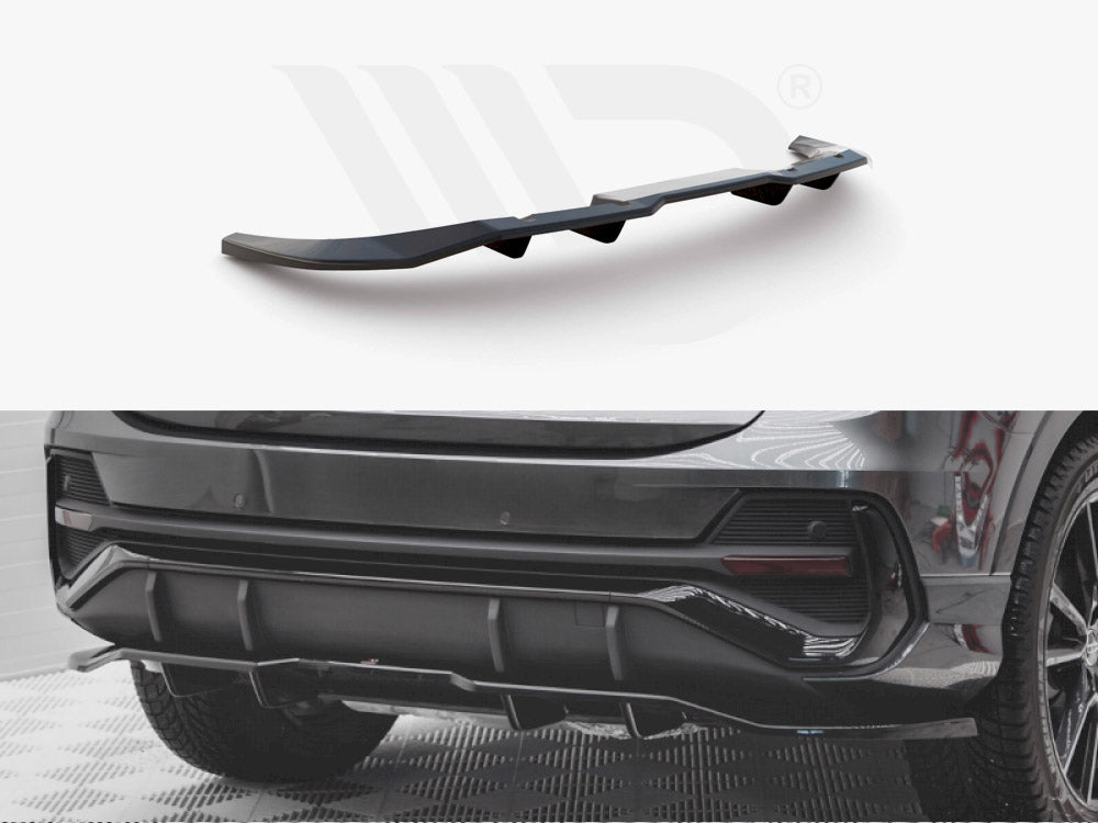 MAXTON DESIGN Central Rear Splitter (Vertical Bars) Audi Q3 Sportback S-Line