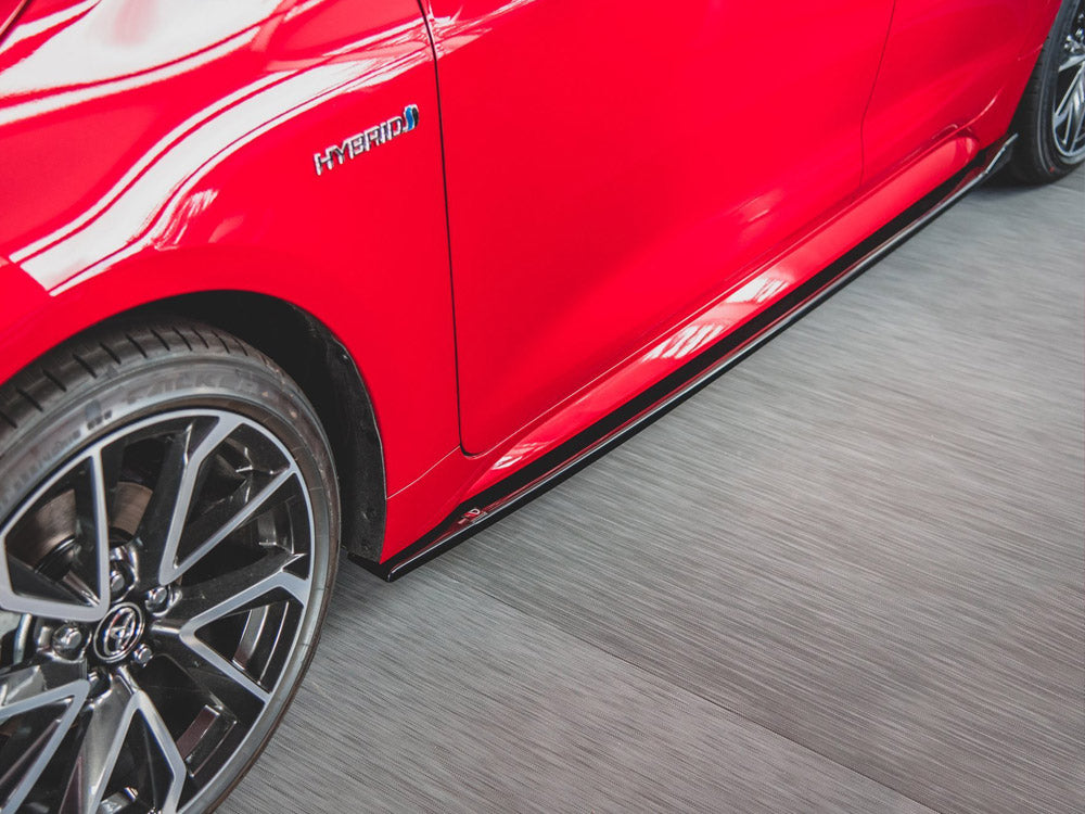 Side Skirts Diffusers Toyota Corolla MK12 Hatchback (2019-)