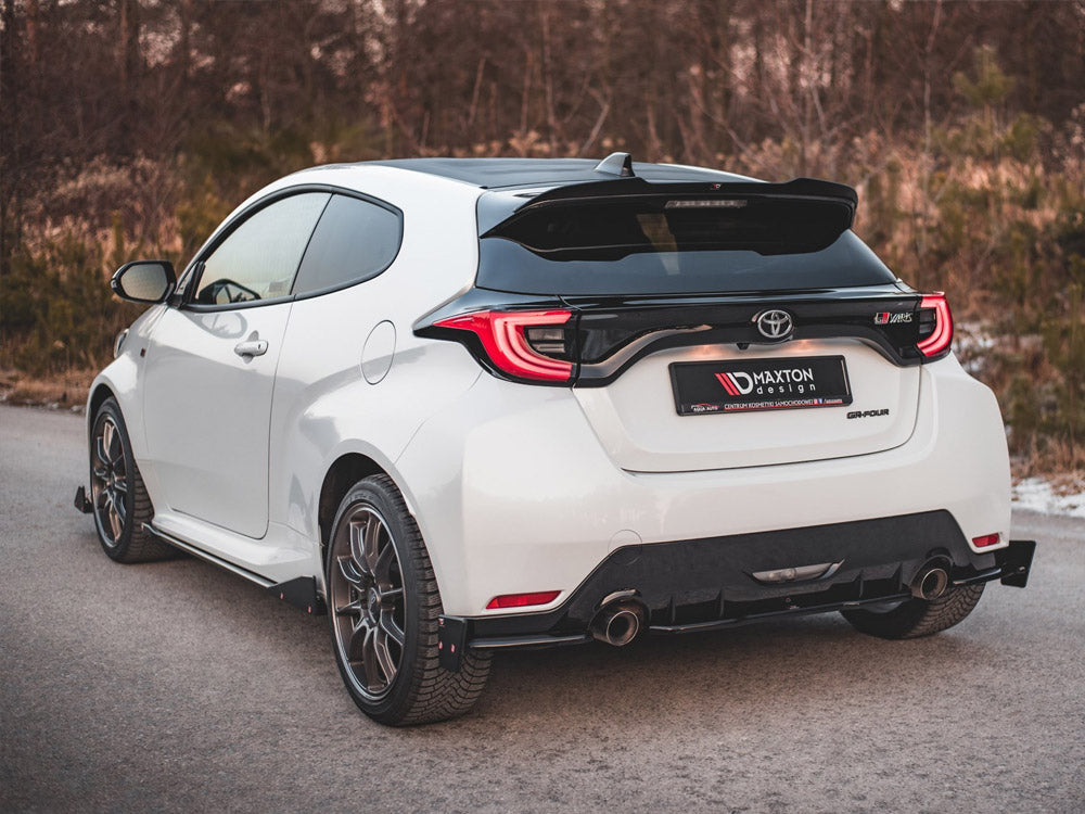 Rear Side Splitters V.2 + Flaps compatible with Toyota GR Yaris Mk4
