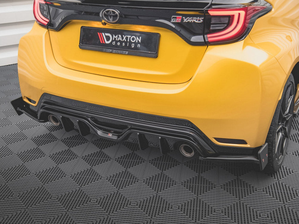 Rear Side Splitters V.4 + Flaps compatible with Toyota GR Yaris Mk4