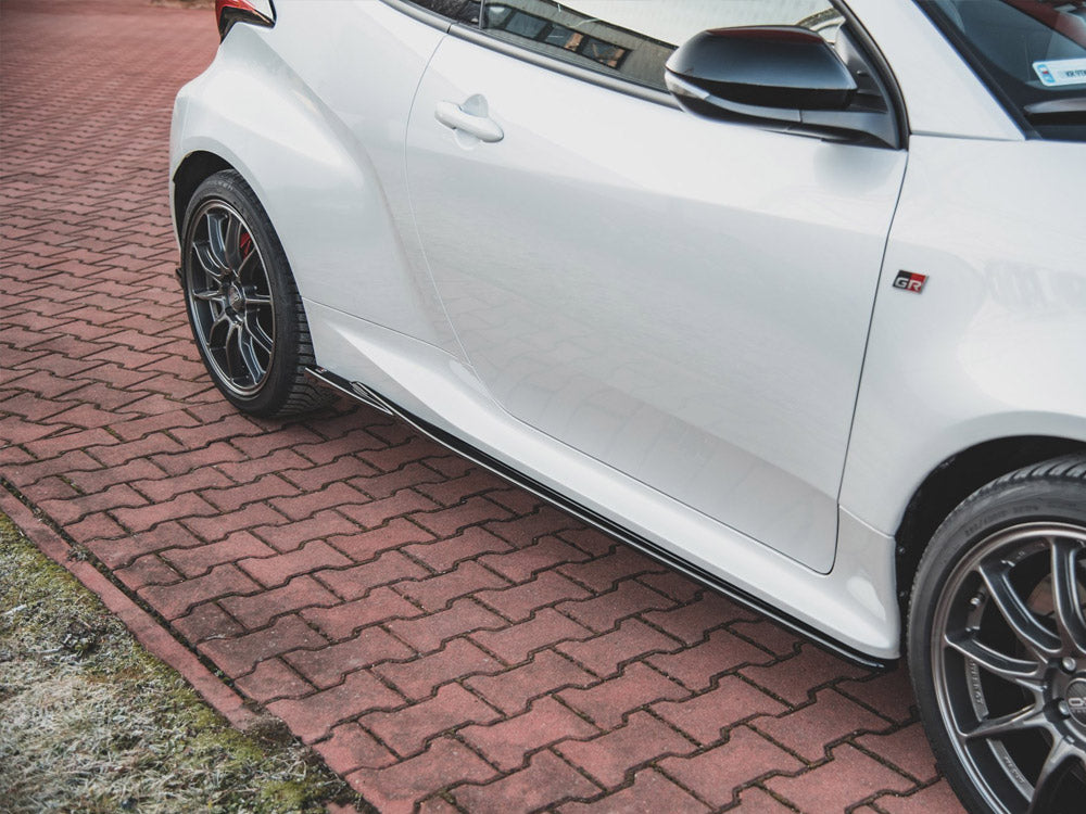 Side Skirt Diffusers V.1 compatible with Toyota GR Yaris Mk4