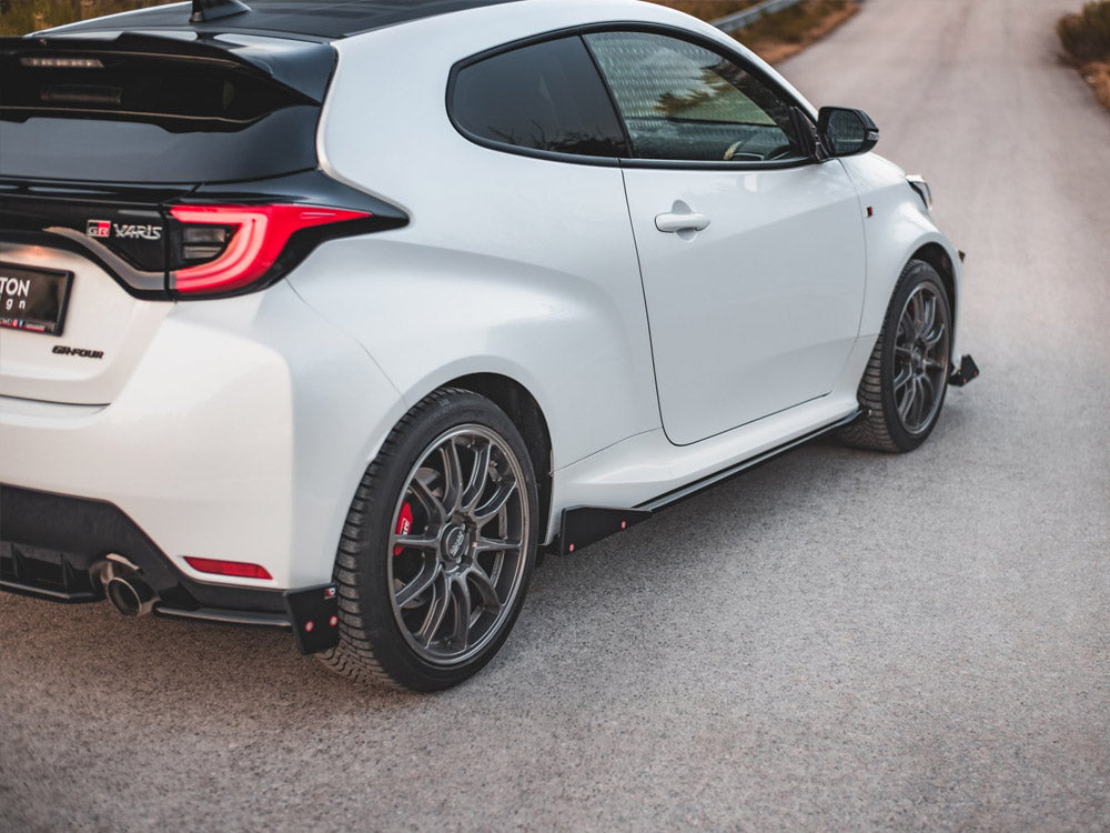 Side Skirts Diffusers V.2 + Flaps compatible with Toyota GR Yaris Mk4