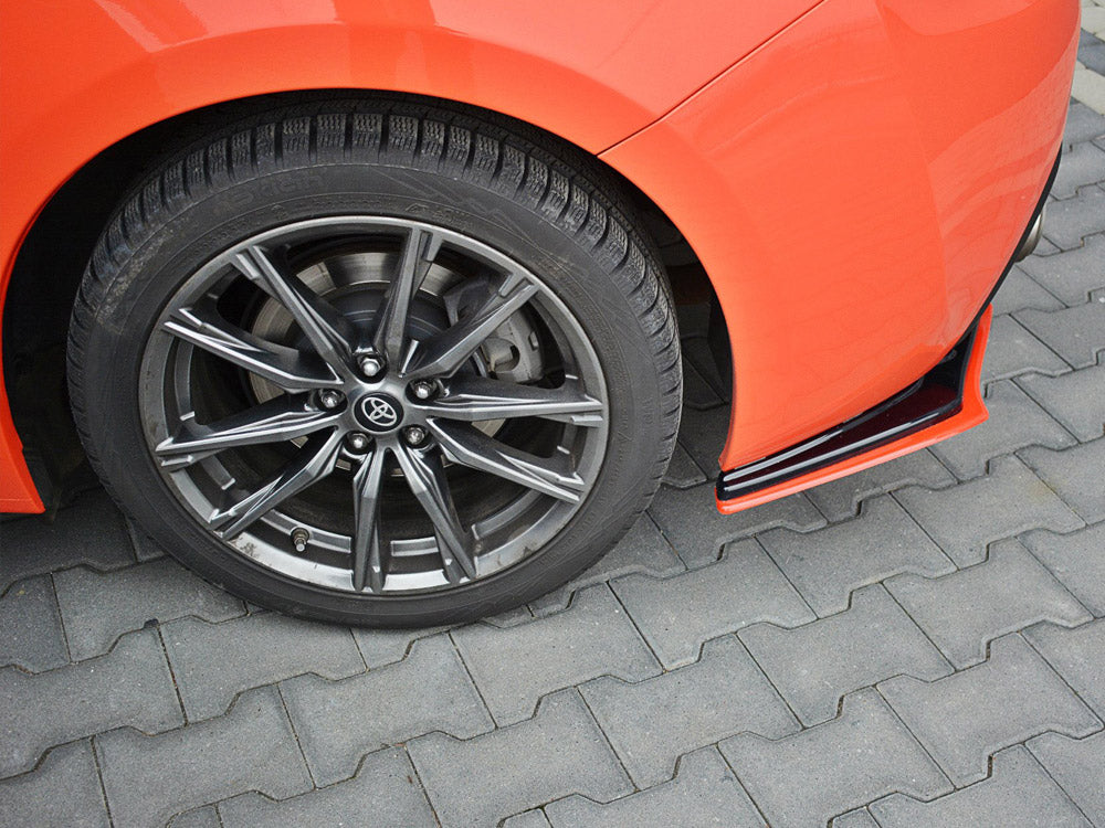 Rear Side Splitters V.2 compatible with Toyota GT86 Facelift