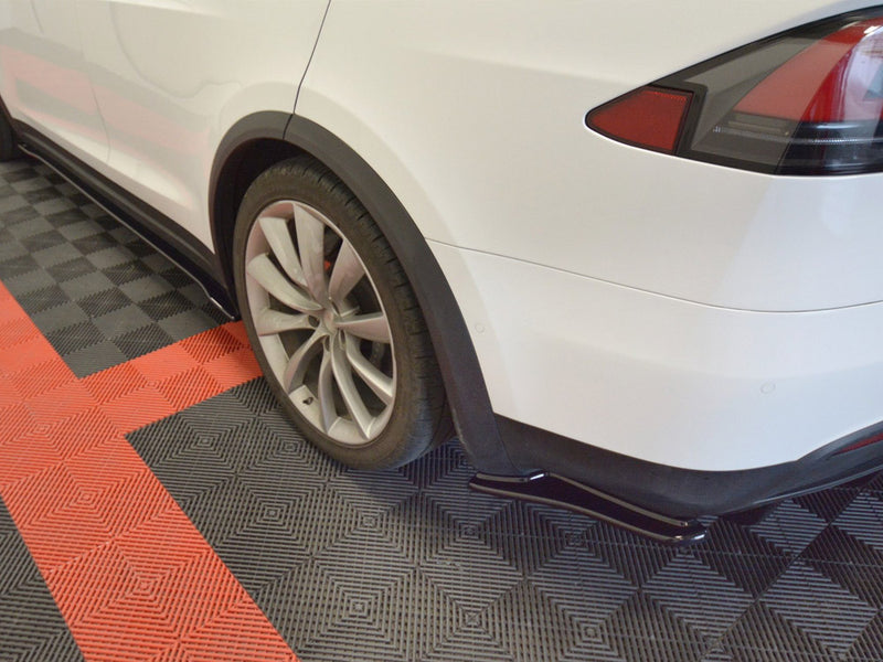 Rear Side Splitters V.1 Tesla Model X (2015-)