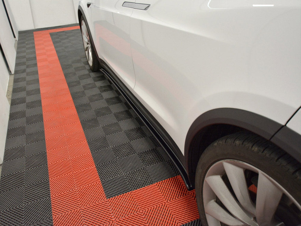 Side Skirts Diffusers V.1 compatible with Tesla Model X (2015-)