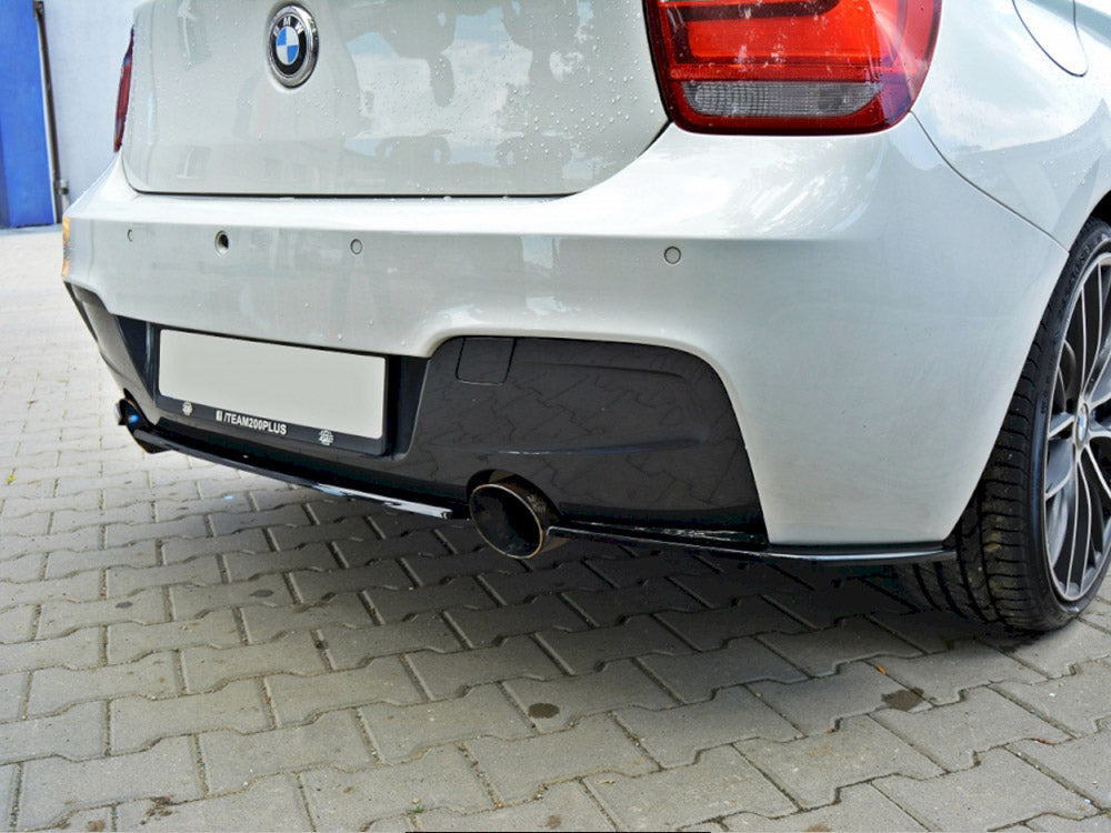 Central Rear Splitter compatible with BMW 1 F20 / F21 - Carbon Look