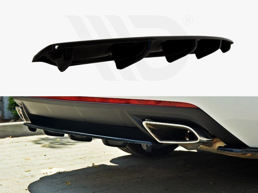 MAXTON DESIGN Central Rear Splitter Skoda Octavia VRS MK3/ MK3.5 Hatchback/ Estate