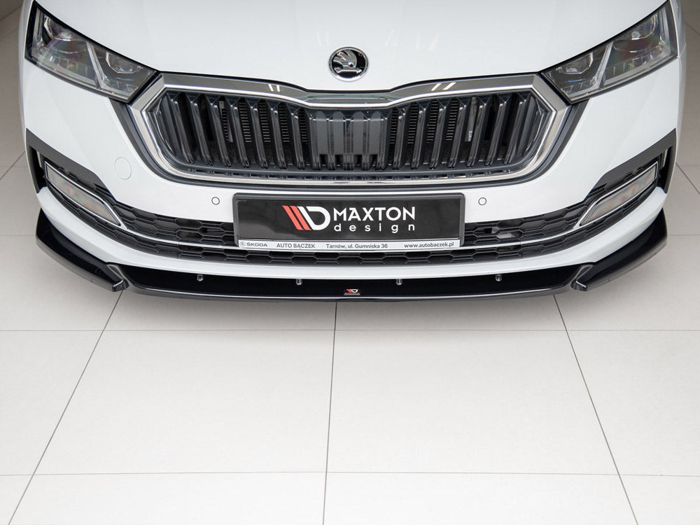 Front Splitter V1 compatible with Skoda Octavia Mk4 (2019-) - Carbon Look