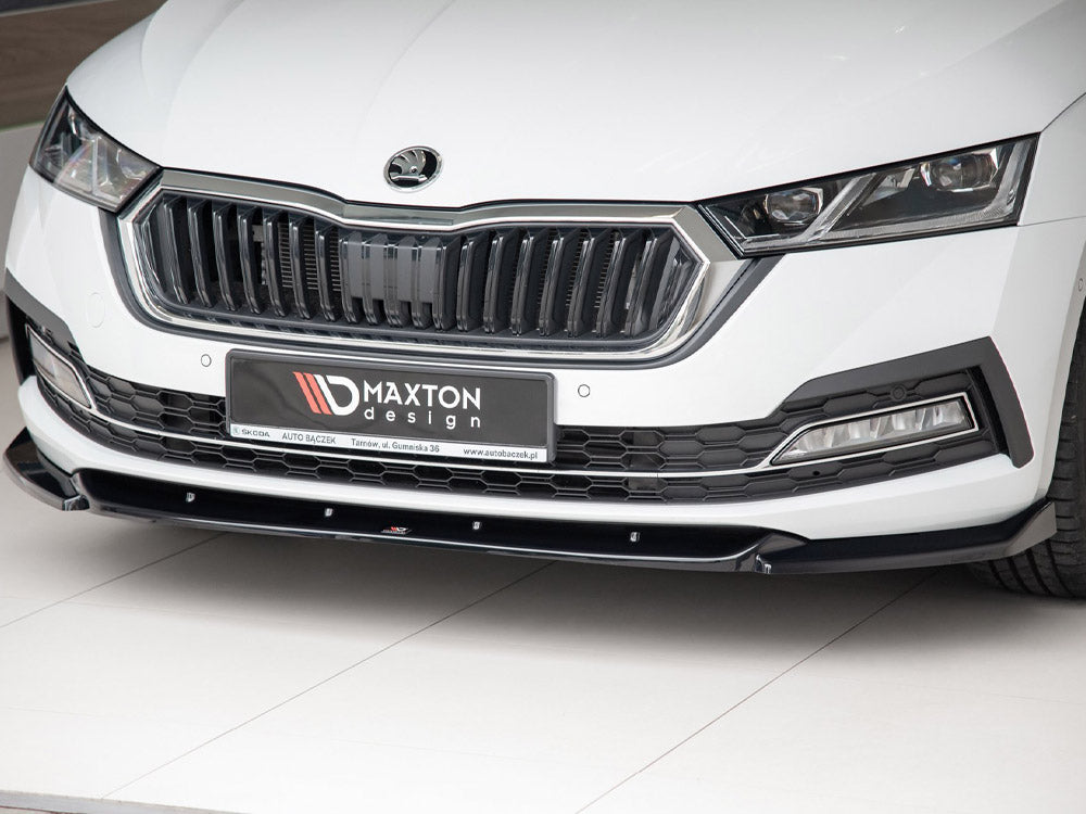 Front Splitter V1 compatible with Skoda Octavia Mk4 (2019-) - Carbon Look