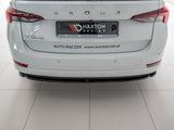 Central Rear Splitter compatible with Skoda Octavia Mk4 - Carbon Look