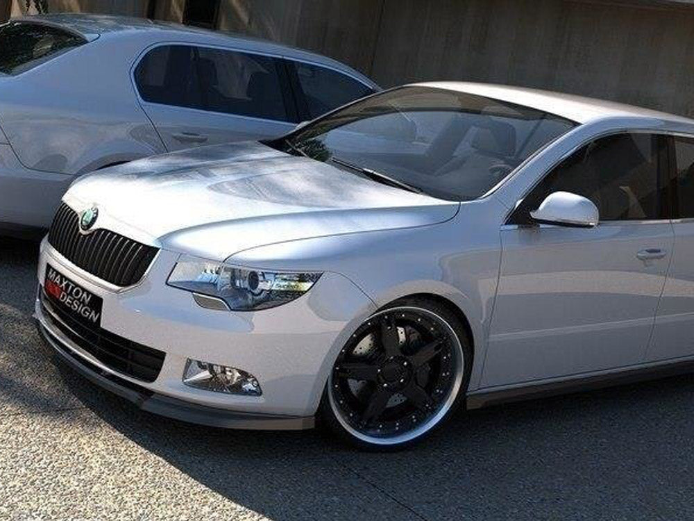 Front Splitter compatible with Skoda Superb II