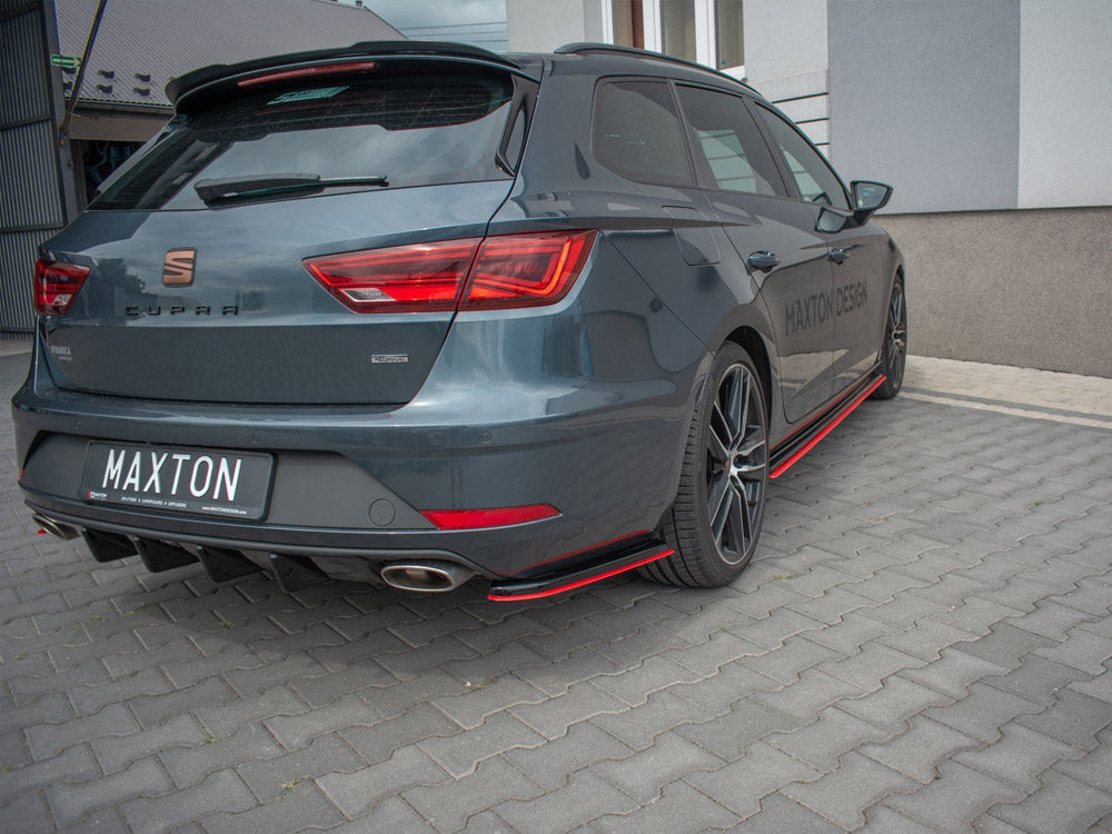 Rear Side Splitters V.4 compatible with SEAT Leon Cupra Mk3 FL Sportstourer