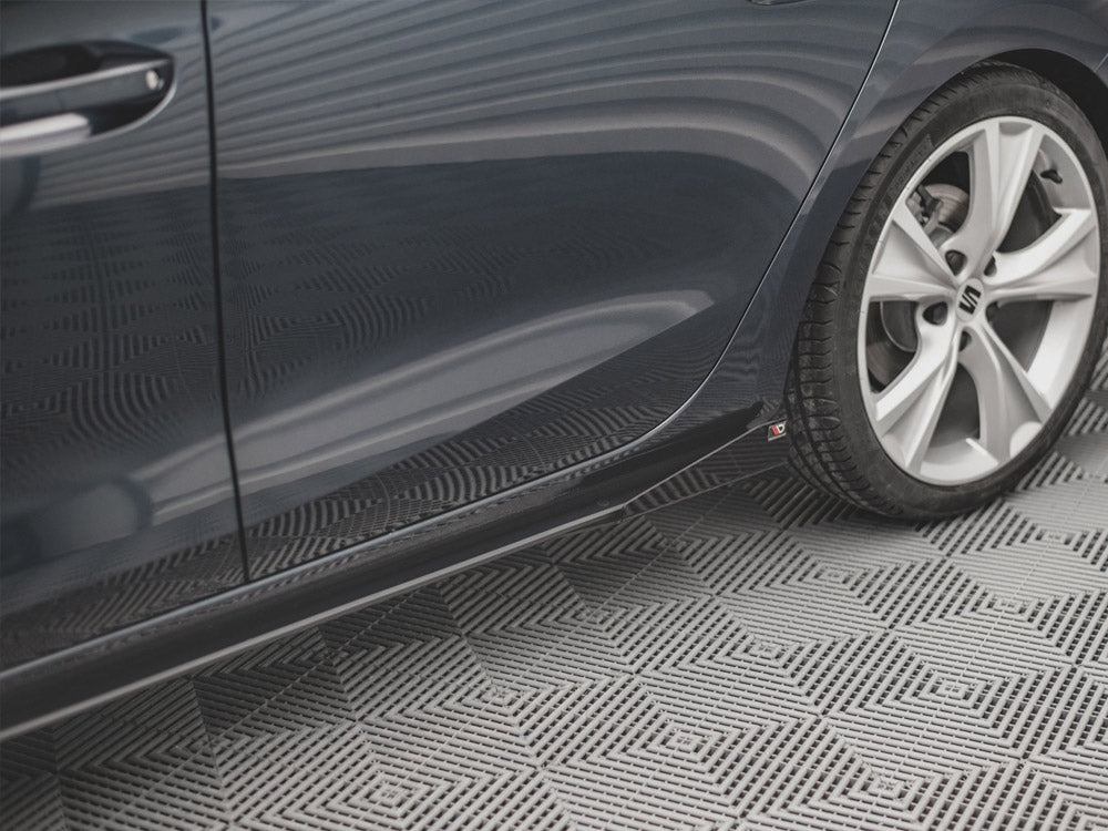 Street PRO Side Skirts Diffusers (+flaps) Seat Leon FR MK4 (2020-)