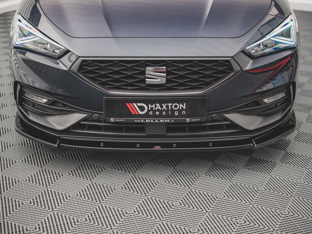Front Splitter V.1 compatible with SEAT Leon FR Mk4