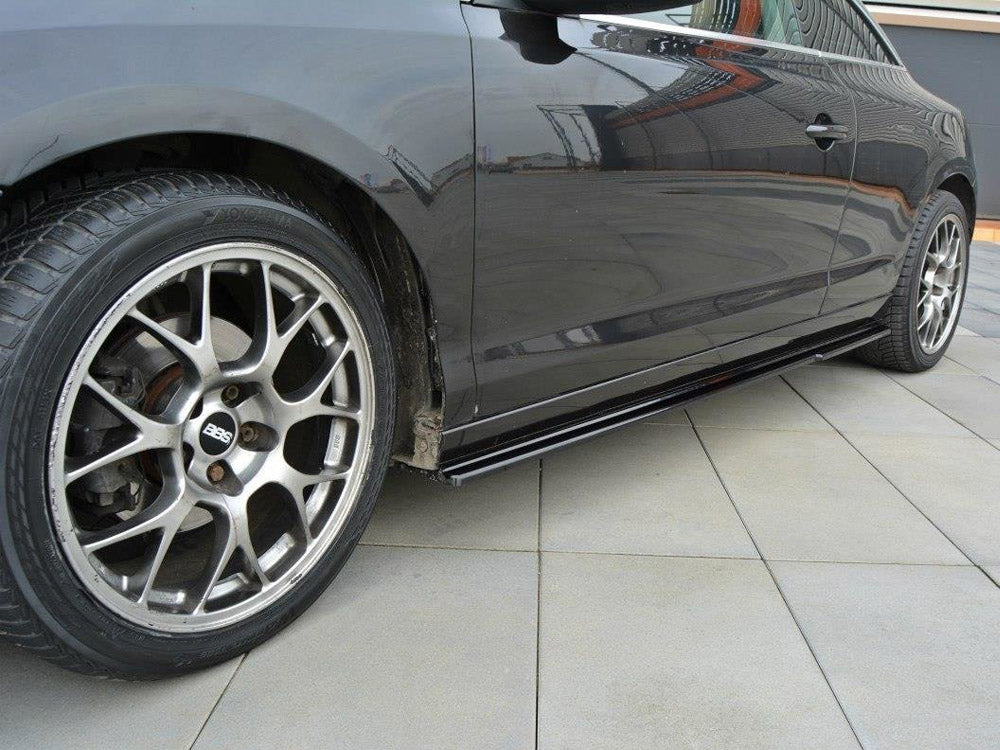 Side Skirts Splitters compatible with Renault Laguna Mk3 Coupe (2008-2015) - Carbon Look