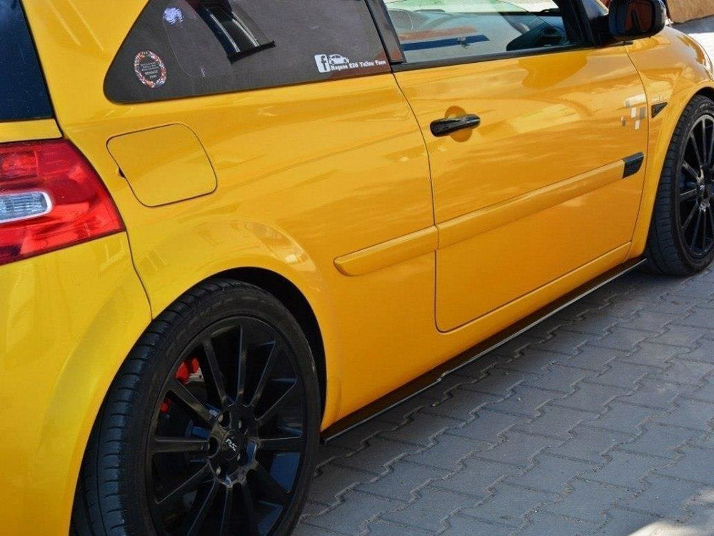 Side Skirts Diffusers compatible with Renault Megane II RS