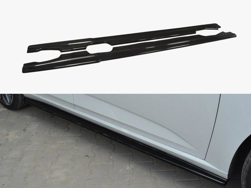 Side Skirts Diffusers compatible with Renault Megane Mk4 Hatchback (2016-UP) - Textured