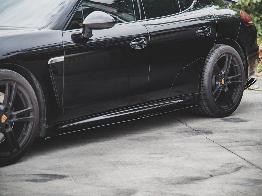 Side Skirts Diffusers V2 compatible with Porsche Panamera Turbo 970 Facelift (2013-2016)
