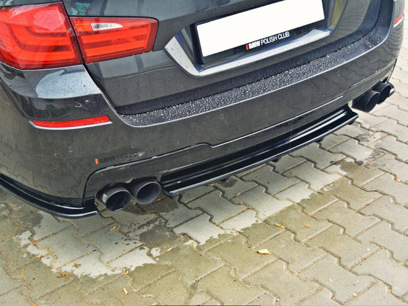 Central Rear Splitter (Vertical Bars) BMW 5 F11 M-Pack