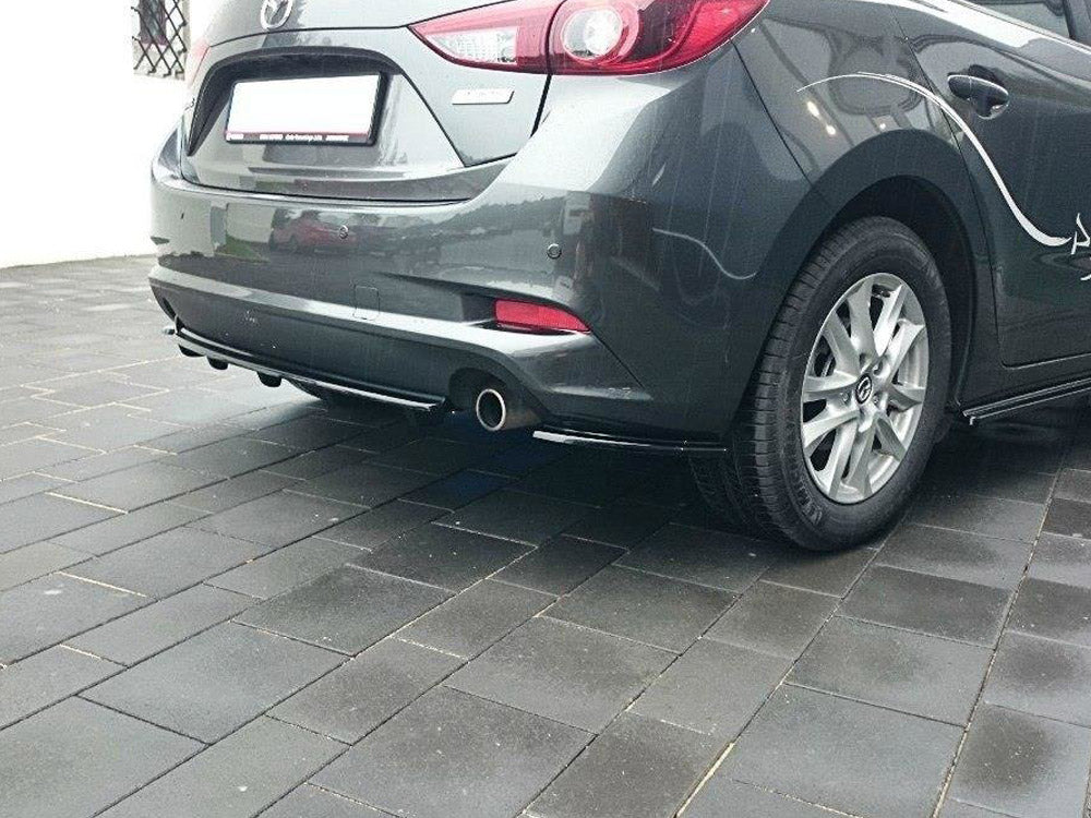 Central Rear Splitter (Vertical Bars) compatible with Mazda3 Mk3 Facelift