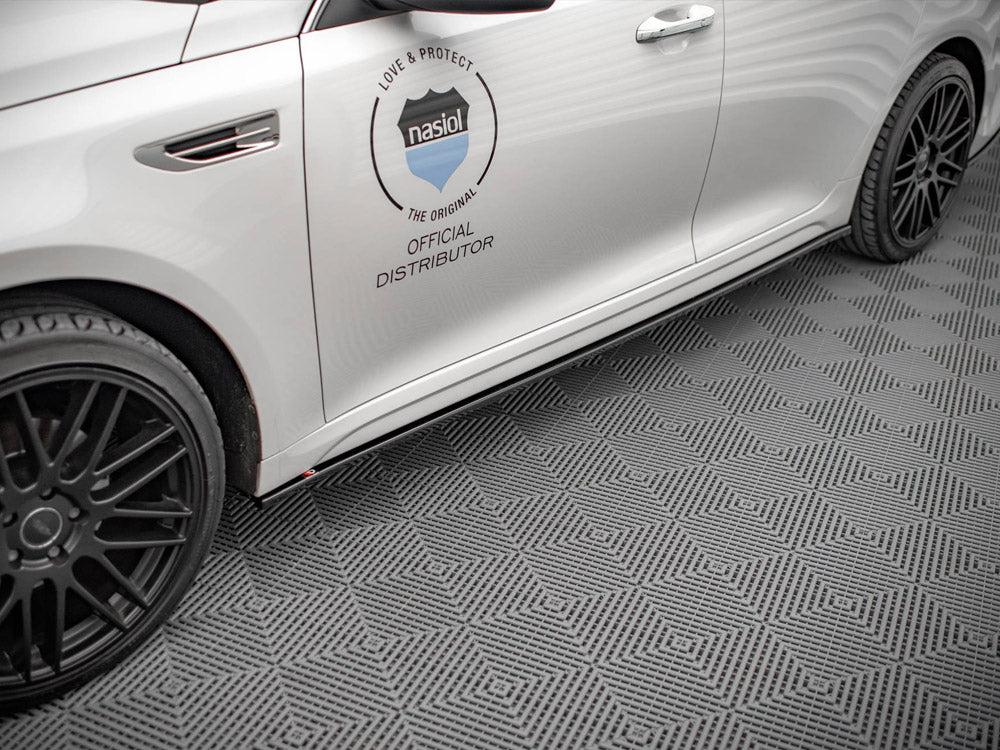 Side Skirts Diffusers compatible with Kia Optima Mk4
