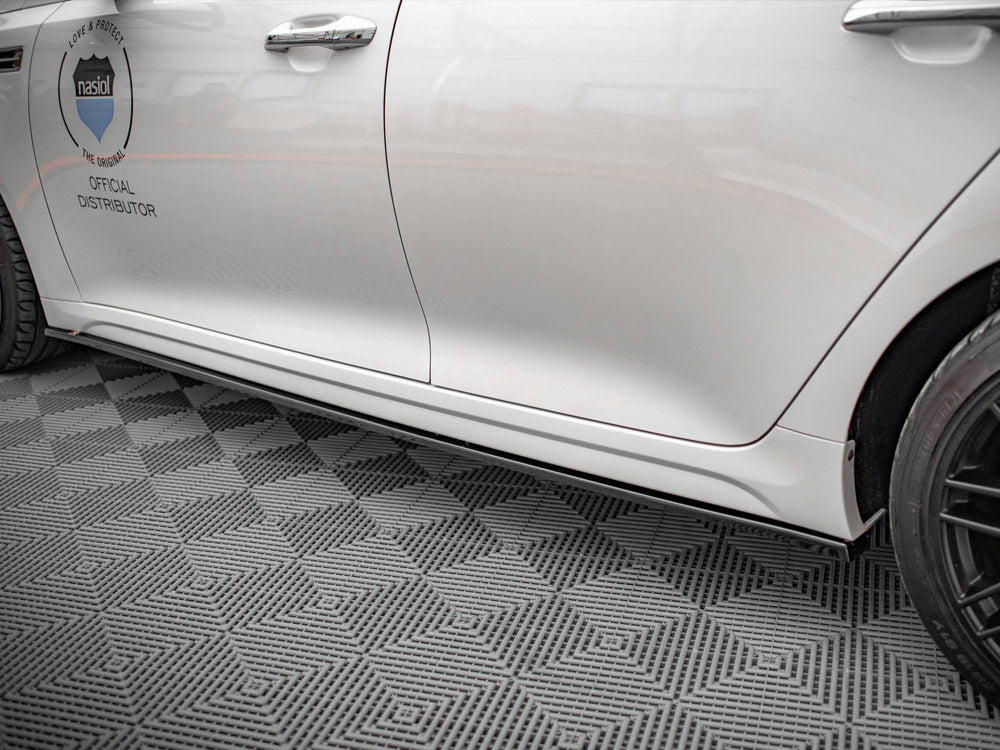 Side Skirts Diffusers compatible with Kia Optima Mk4