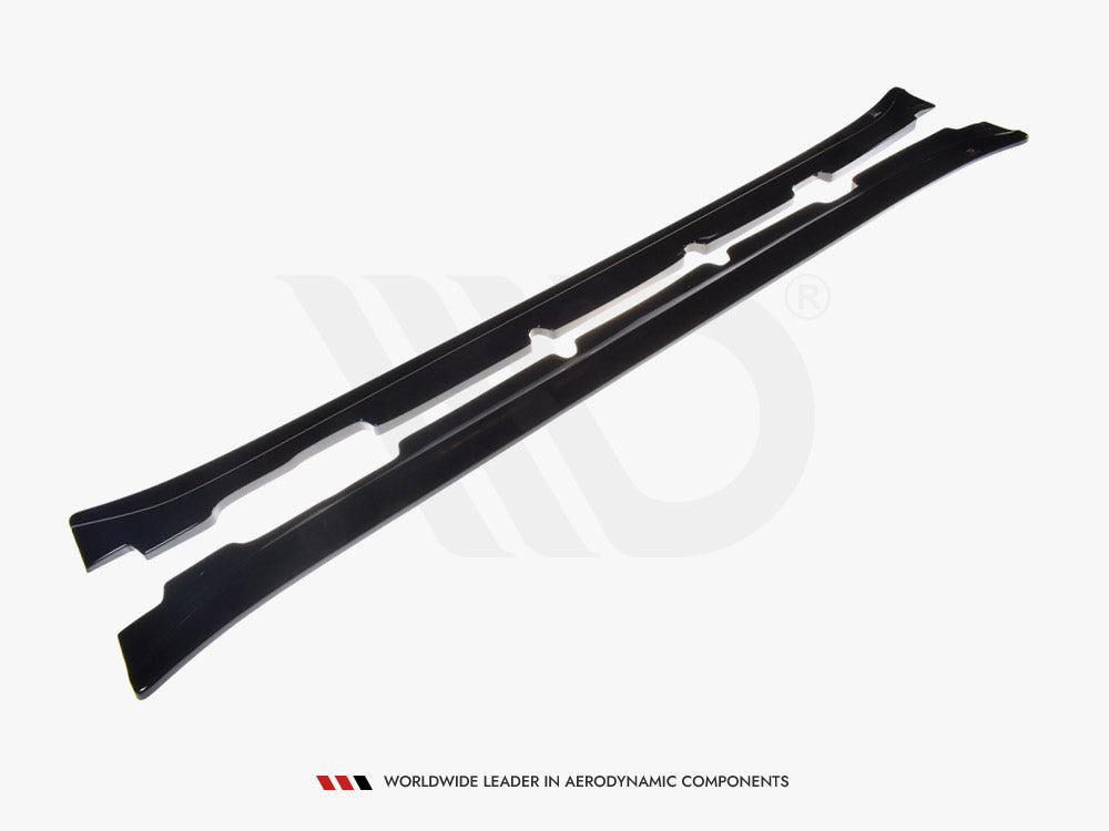 Side Skirts Diffusers compatible with Maserati Quattroporte Mk5 Facelift (2009-2012) - Carbon Look