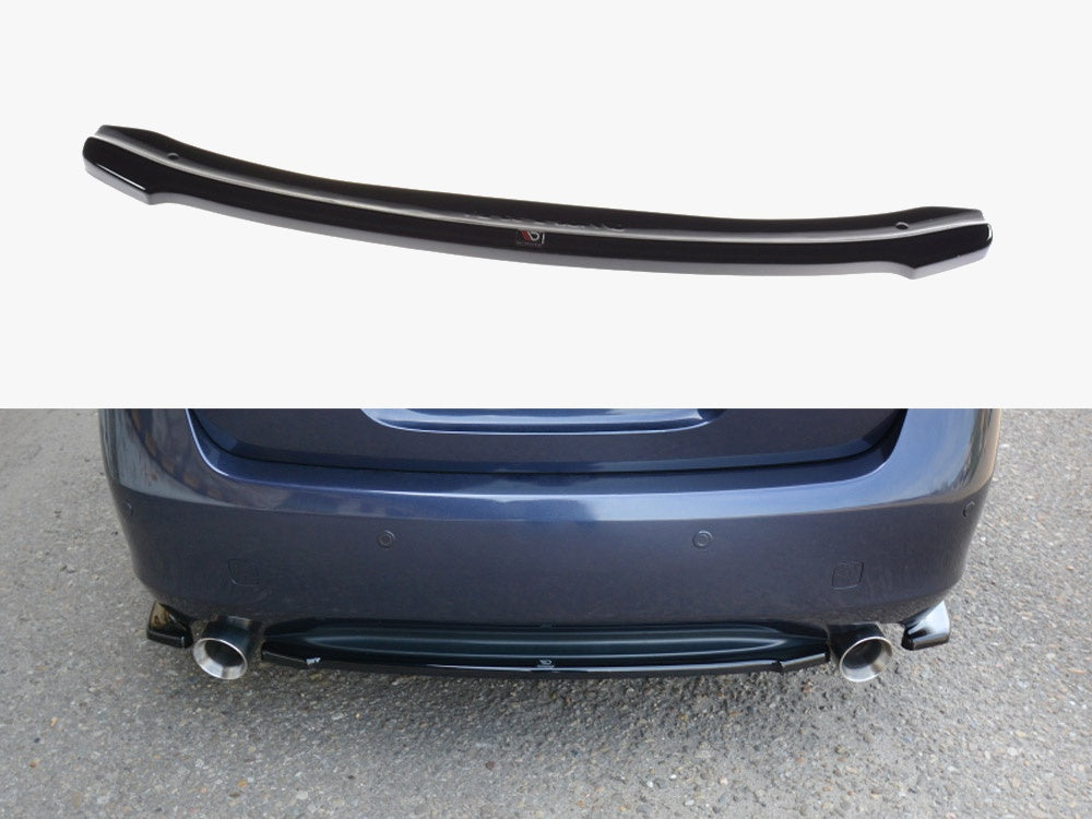 Central Rear Splitter compatible with Lexus GS Mk3