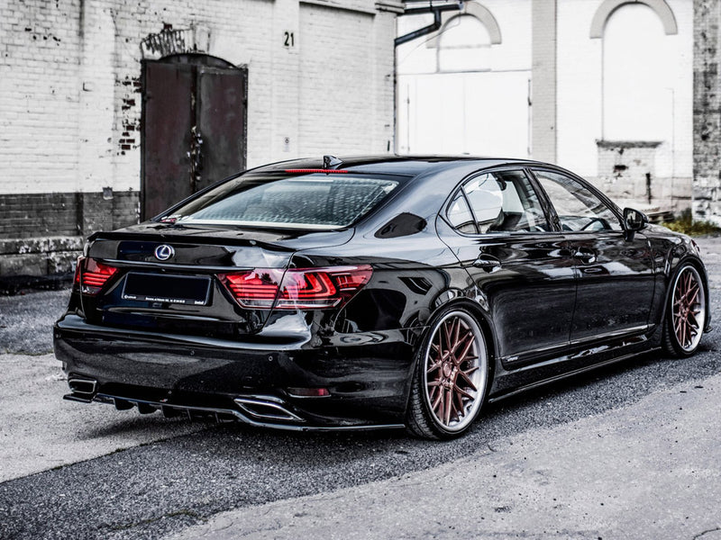 MAXTON DESIGN Central Rear Splitter (W/ Vertical Bars) Lexus LS MK4 Facelift (2012-2017)