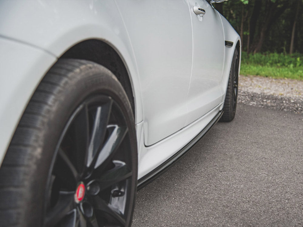 Side Skirts Splitters compatible with Jaguar XJ X351 Facelift (2015-2019)