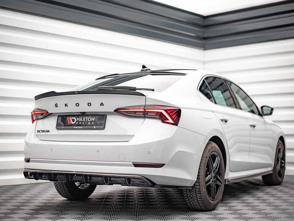 MAXTON DESIGN Central Rear Splitter (Vertical Bars) Skoda Octavia Mk4