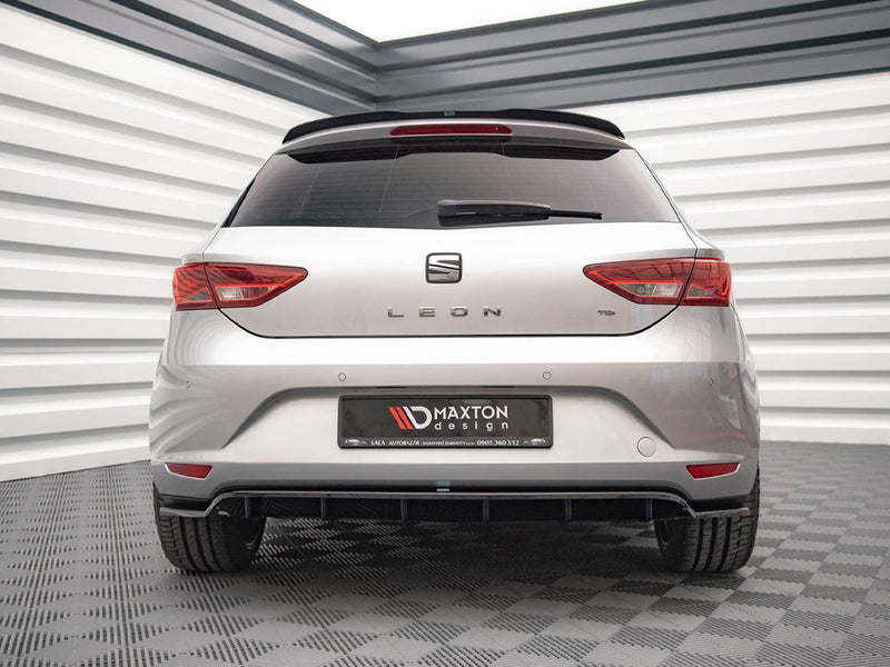 MAXTON DESIGN Central Rear Splitter (Vertical Bars) Seat Leon Hatchback MK3 (2012-2016)