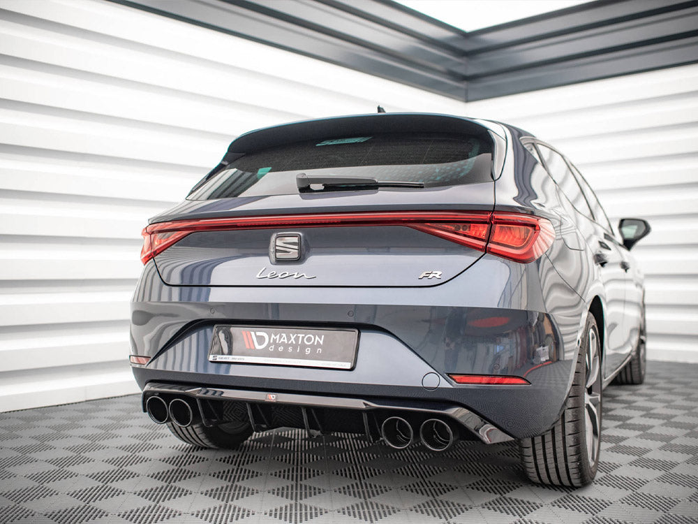 Rear Valance + Exhaust Ends Imitation compatible with SEAT Leon FR Hatchback Mk4