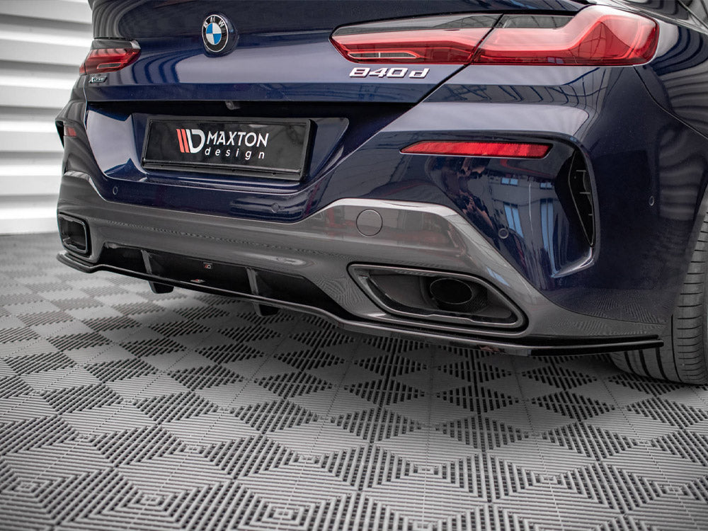 Central Rear Splitter (Vertical Bars) compatible with BMW 8 Gran Coupe M-Pack G16