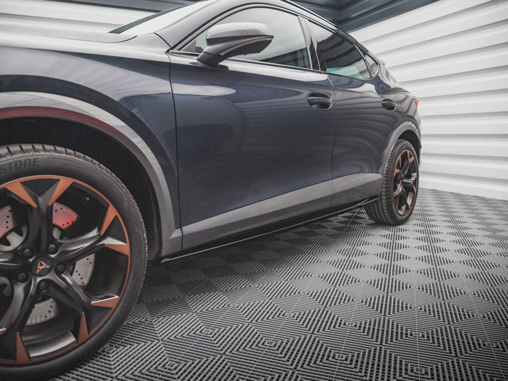 Side Skirts Diffusers V.1 compatible with CUPRA Formentor
