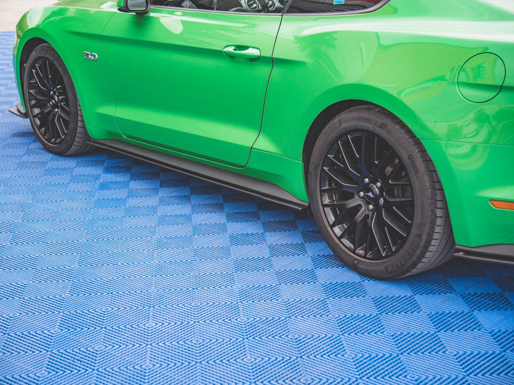 Street PRO Side Skirts Diffusers V.1 Ford Mustang GT MK6 Facelift (2017-)