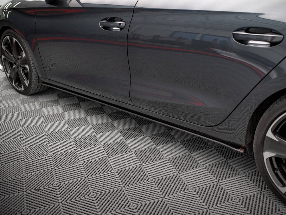 Street PRO Side Skirts Diffusers compatible with CUPRA Leon ST / Hatchback Mk1 / Mk1 Facelift