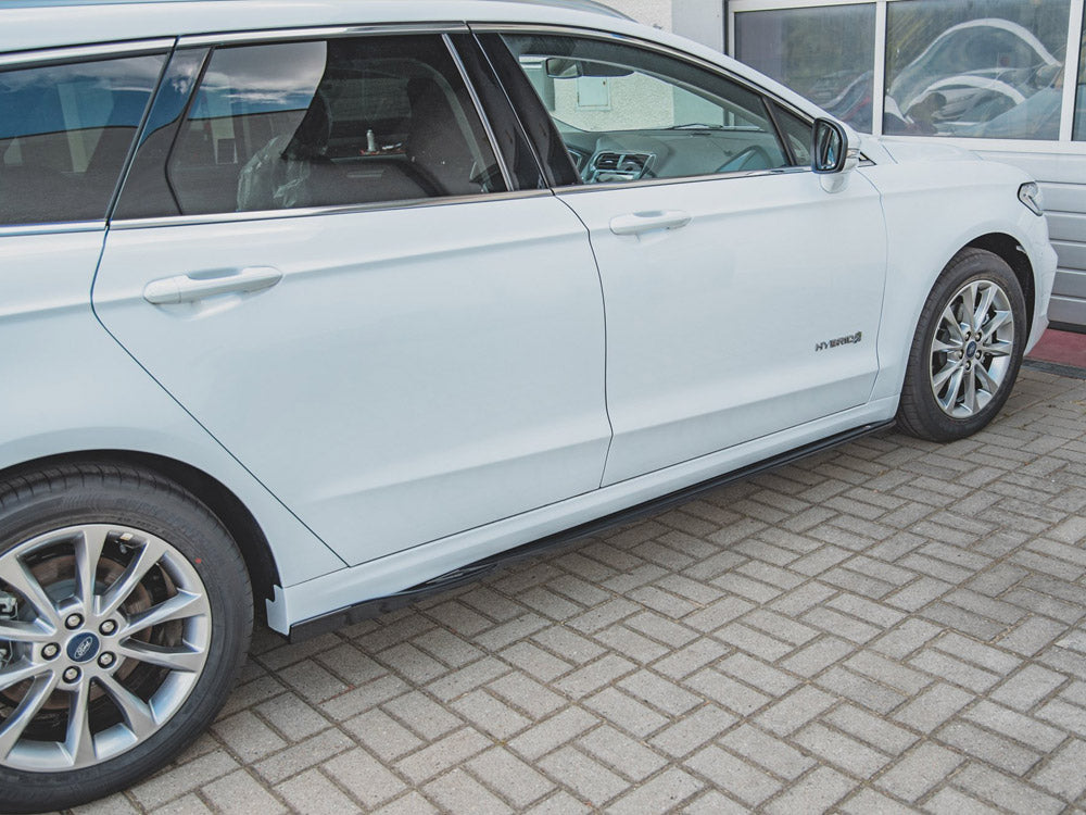 Side Skirts Diffusers compatible with Ford Mondeo Mk5 Facelift / Preface