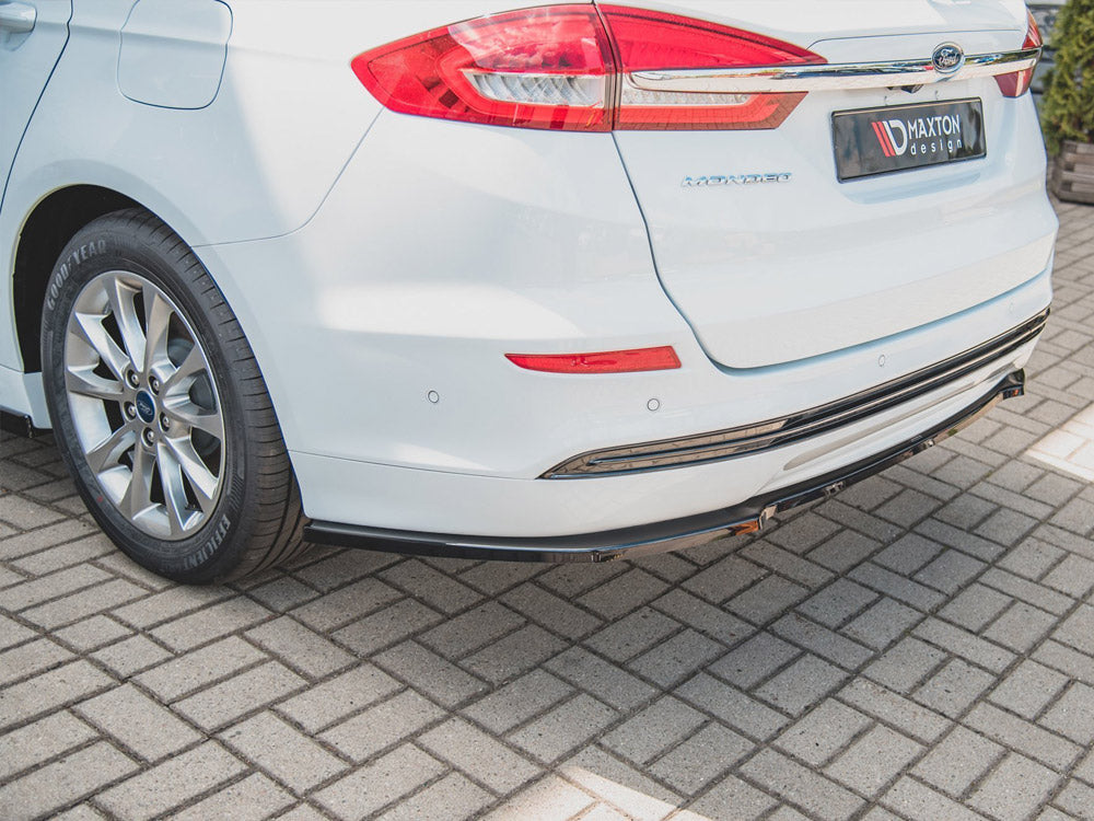 MAXTON DESIGN Central Rear Splitter Ford Mondeo Estate Platinum MK5 Facelift (2019-)