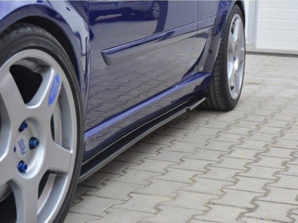 Side Skirts Diffusers compatible with Ford Focus Mk1 RS - Textured