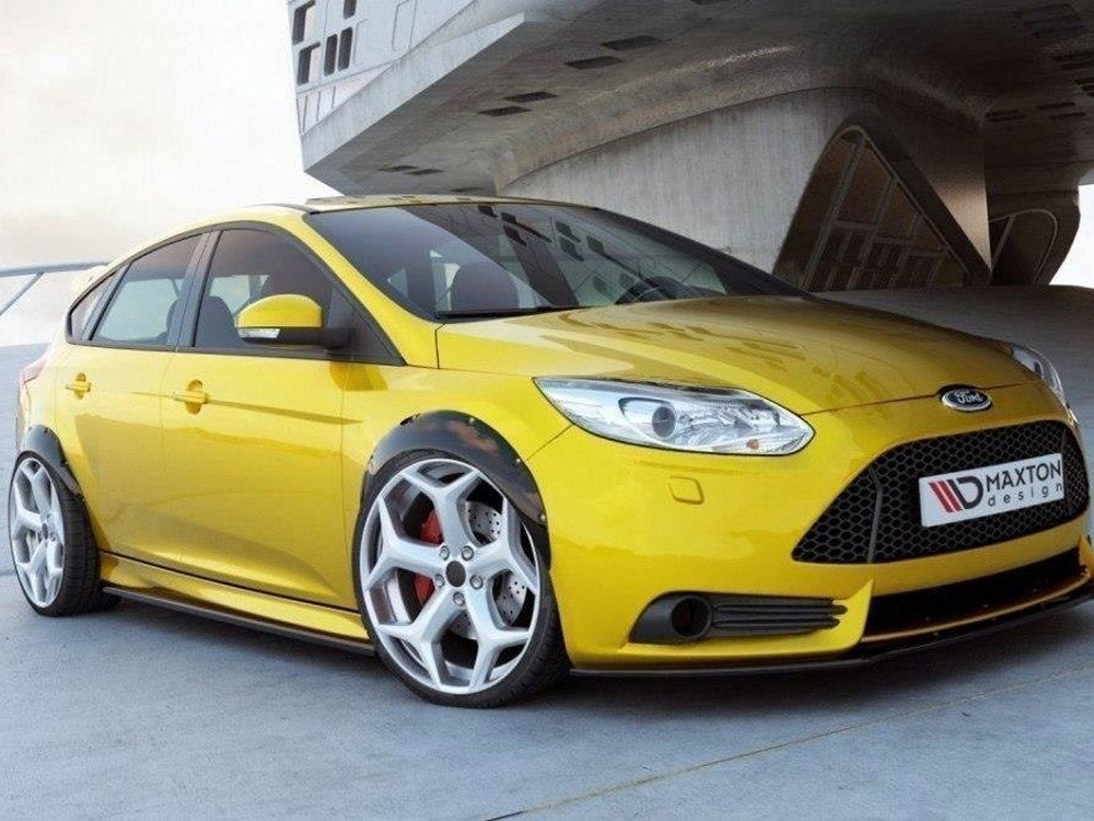 Fenders Extension compatible with Ford Focus ST Mk3 (2012-2014)